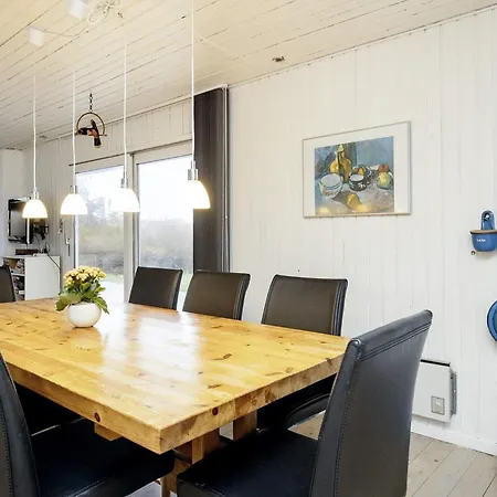 6 Person In Lokken-by Traum * Løkken